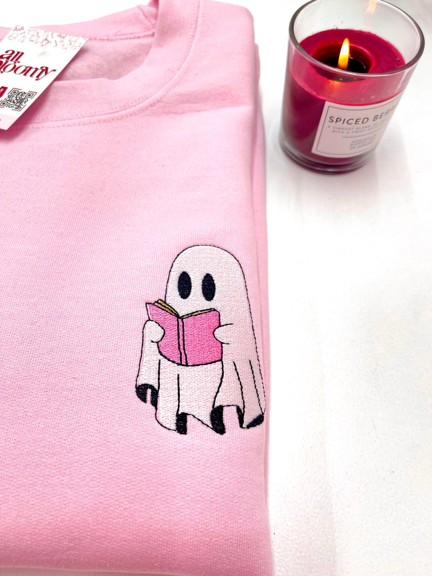 ‘’Reading Boo” Embroidered Sweatshirt