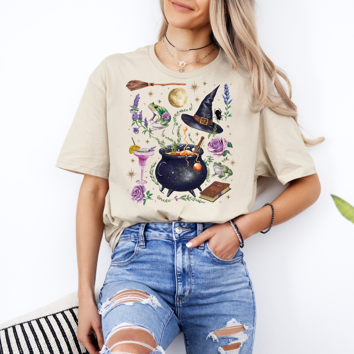 “Witch Magic” T.shirt/Sweatshirt