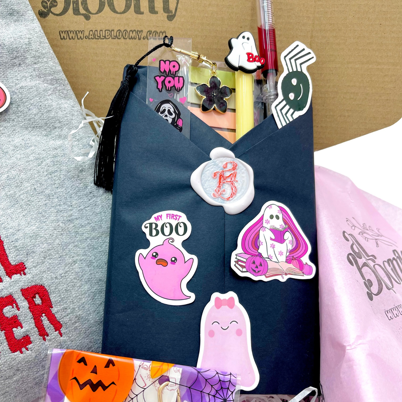 Spooky “Blind Date With a Book”