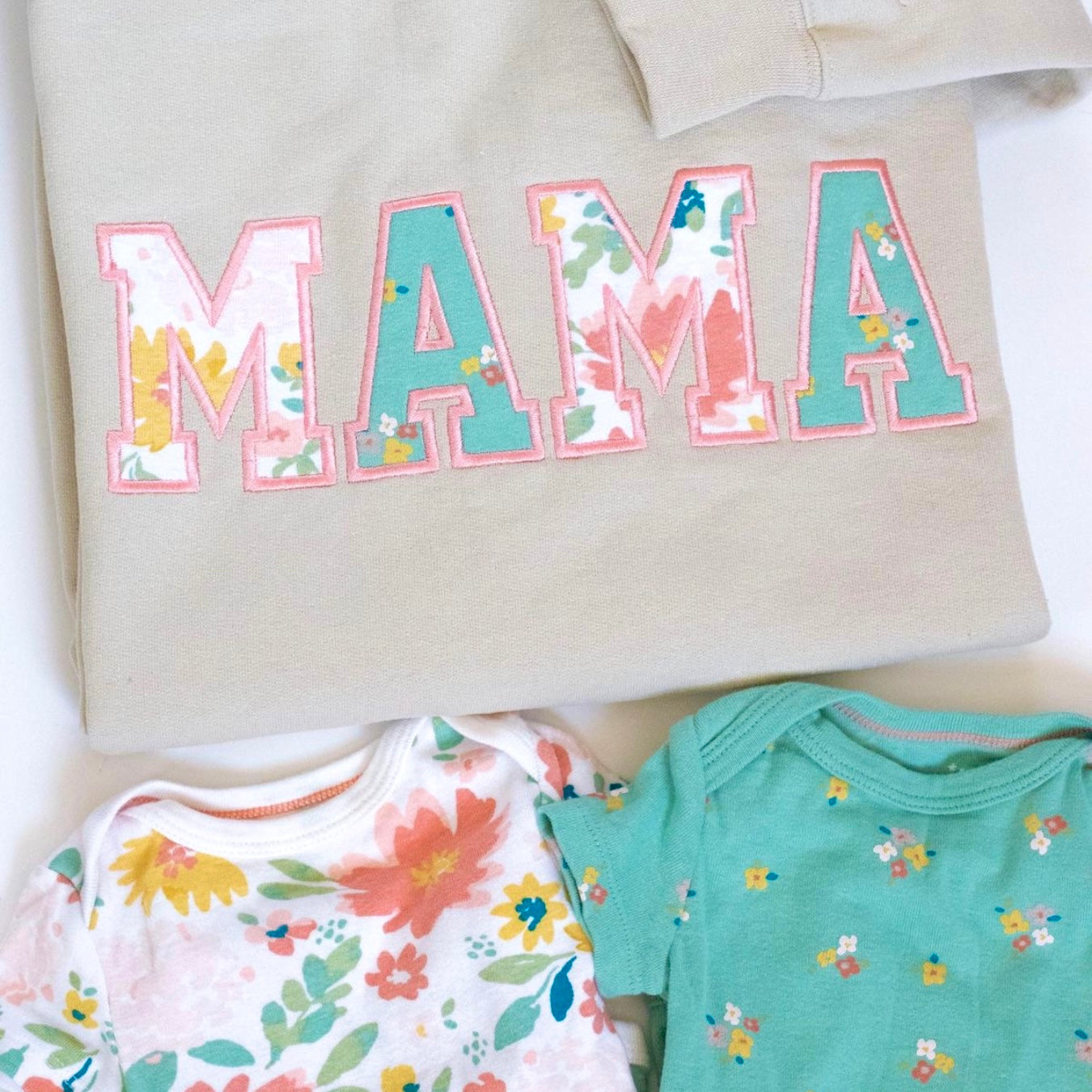 Custom ‘’MAMA’’ Keepsake Embroidered Sweatshirt (Unisex)