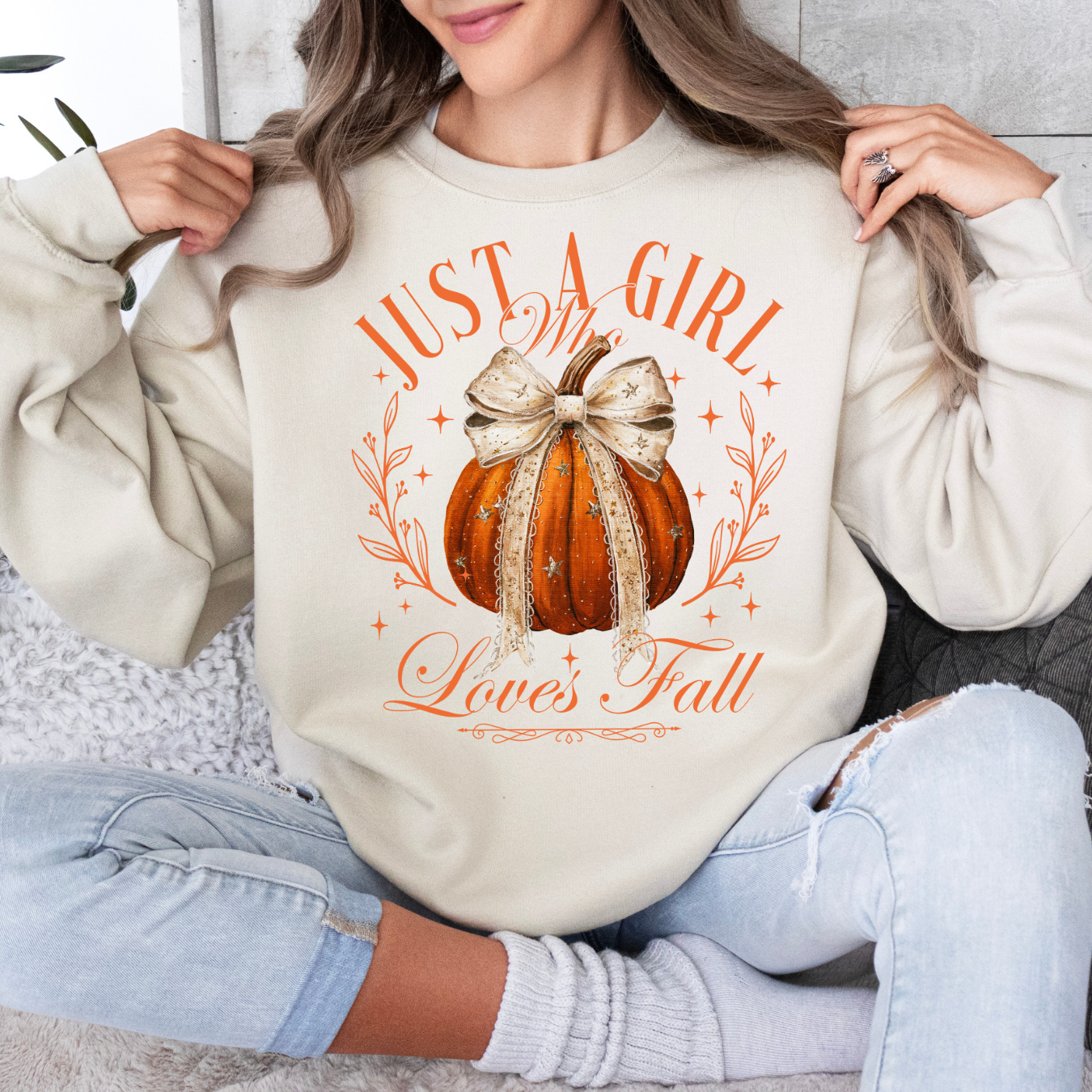 “Just a Girl who loves Fall” T.shirt/Sweatshirt
