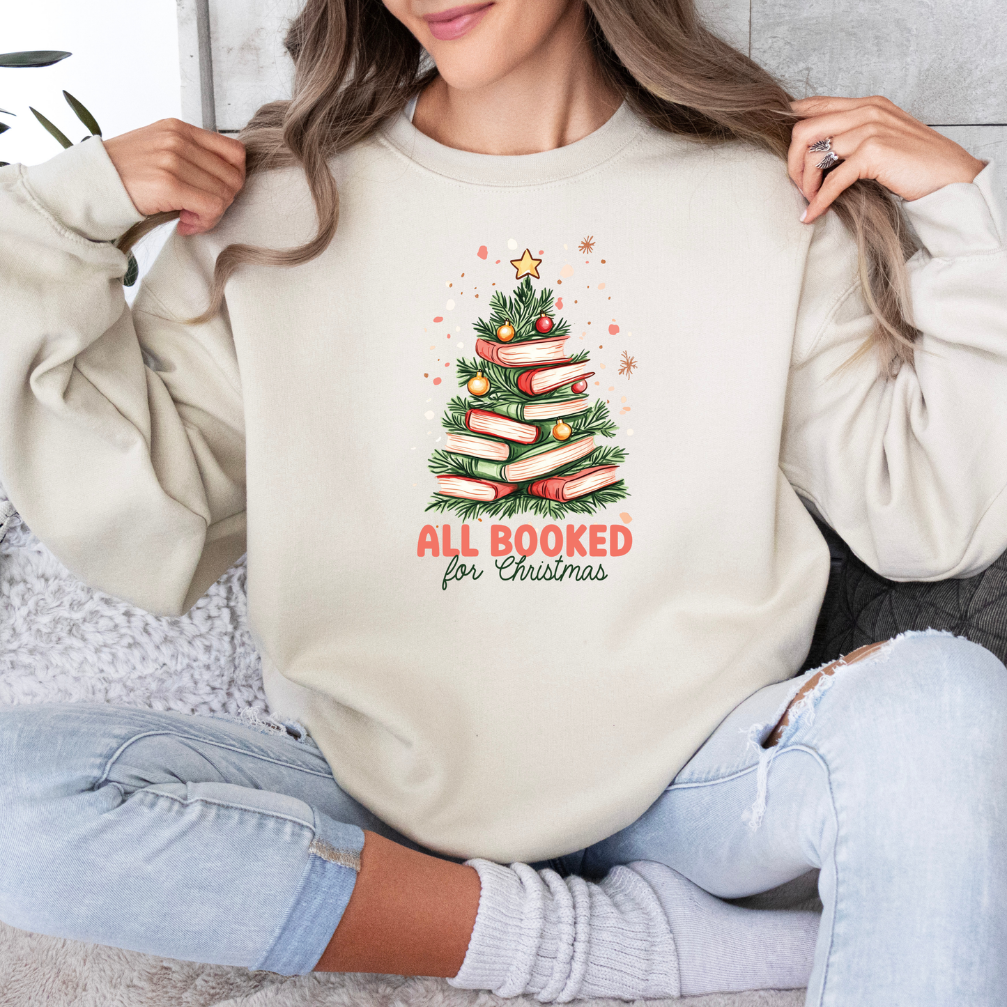 “All Booked for Christmas 📕 ” T.shirt/Sweatshirt