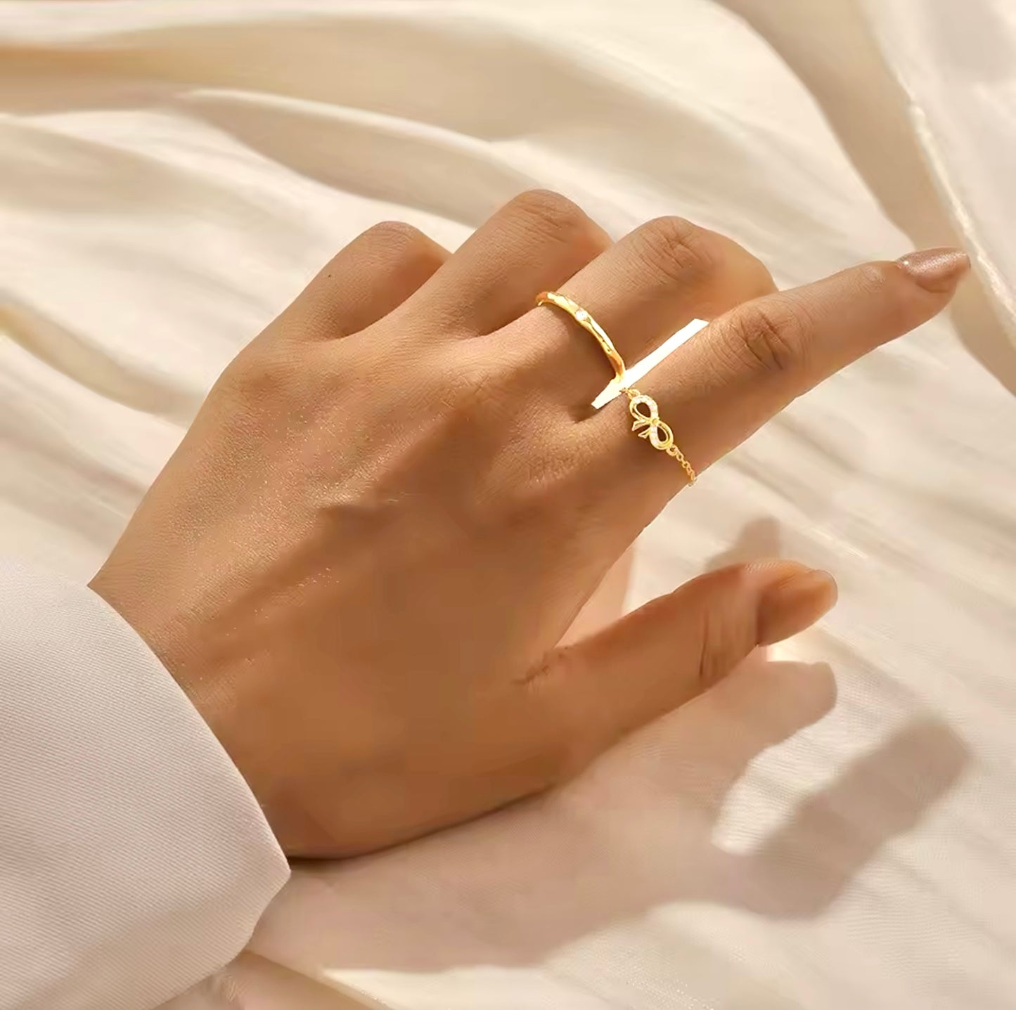 “Bow” Chain Ring