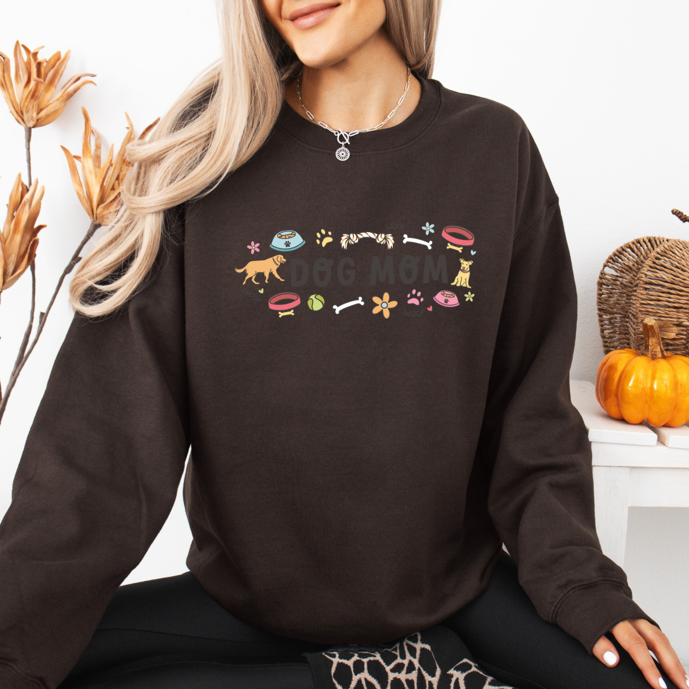 “Dog Mom” T.shirt/Sweatshirt