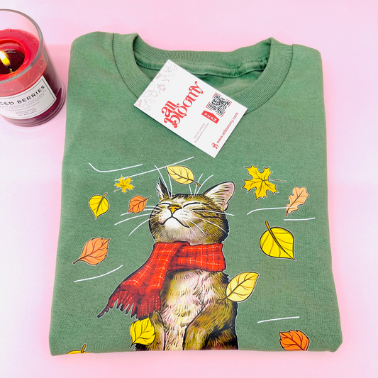 “Cozy Autumn Cat” T.shirt/Sweatshirt