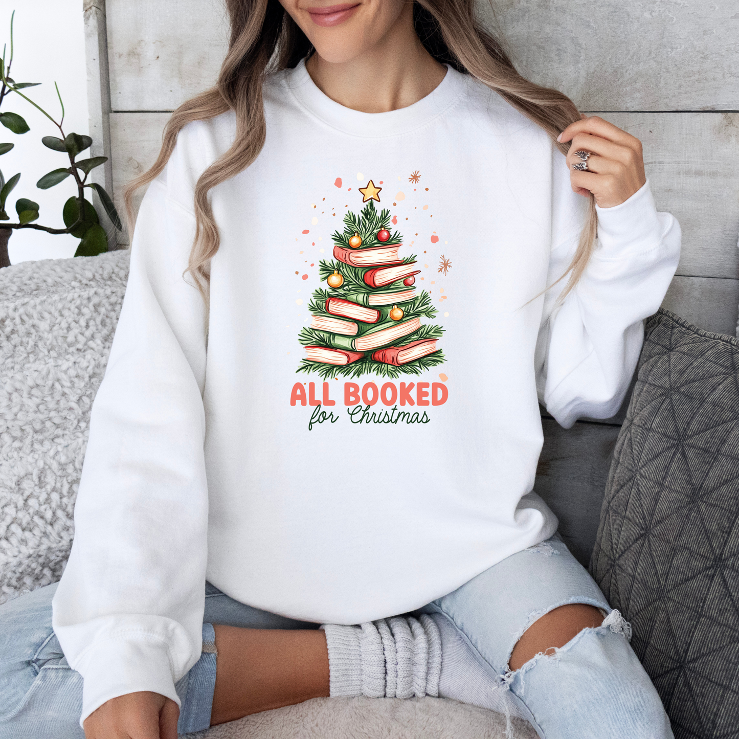 “All Booked for Christmas 📕 ” T.shirt/Sweatshirt